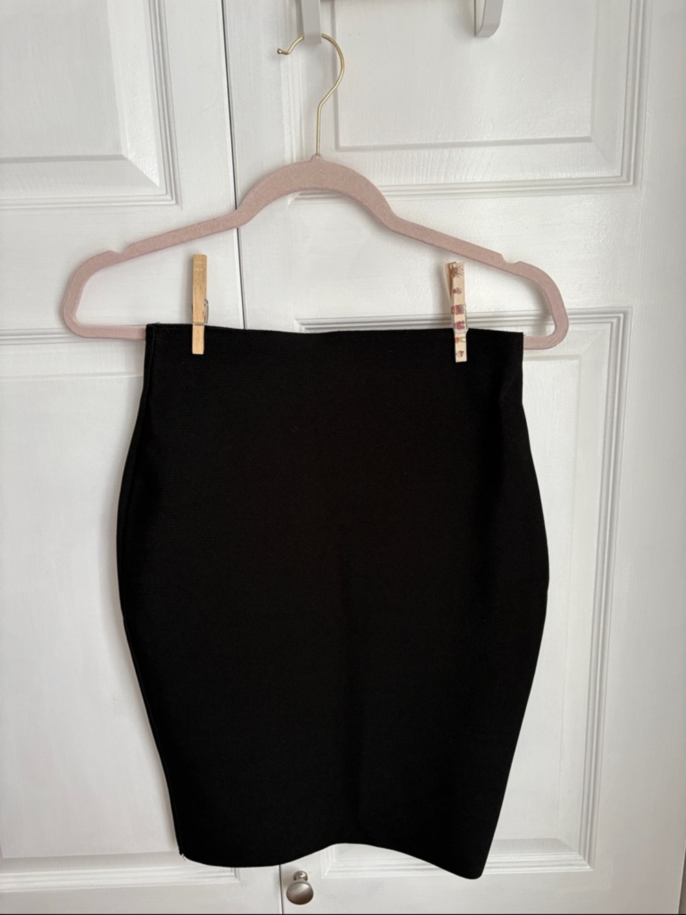 Essential Black High-Waist Pencil Skirt - Women's